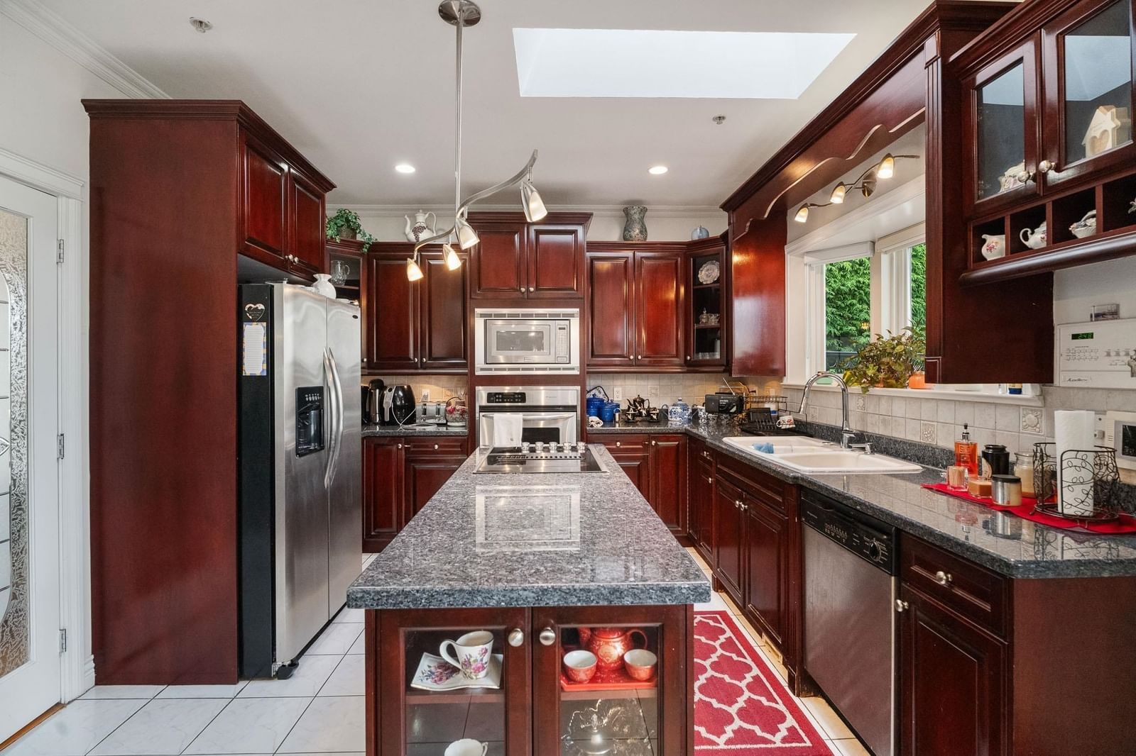 Listing Image 10