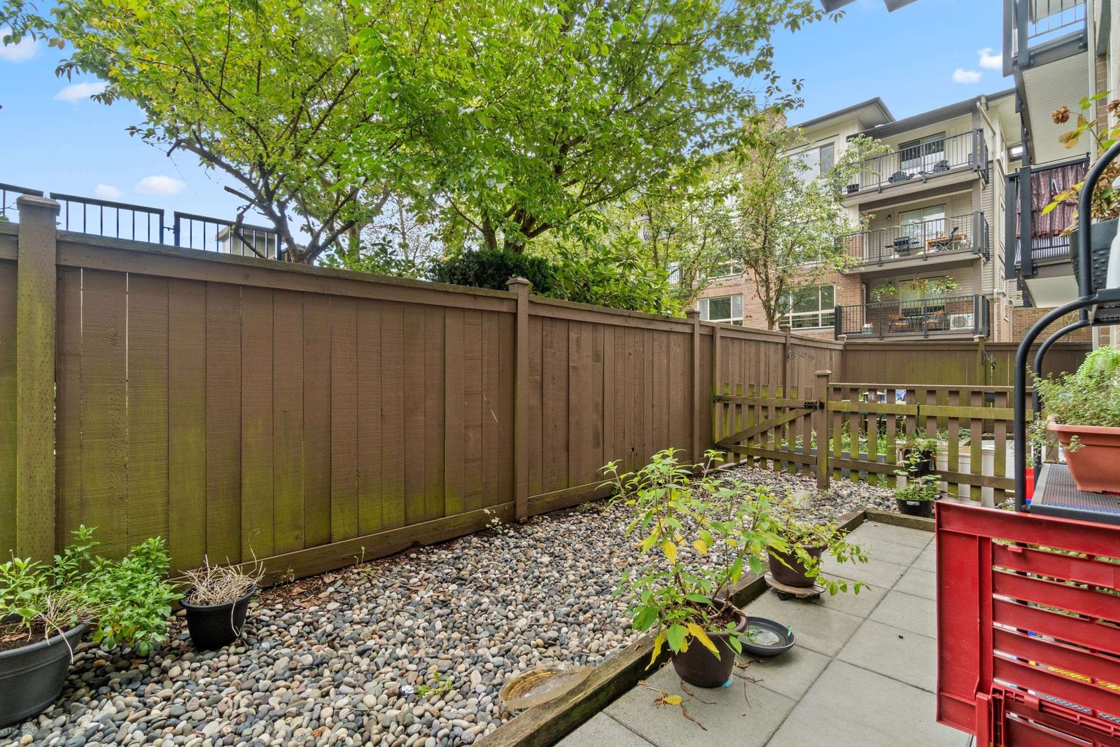 Listing Image 14