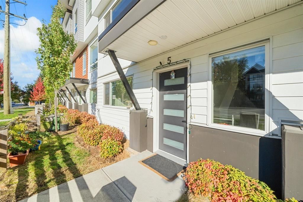 Listing Image 23