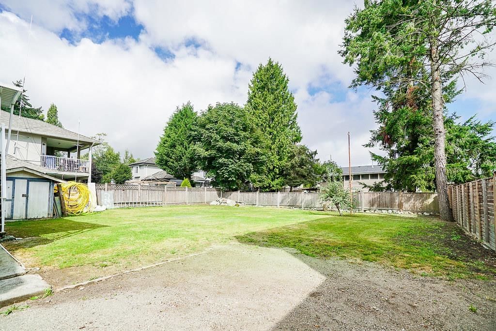 Listing Image 9