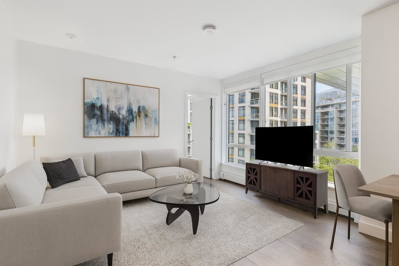 Listing Image 9
