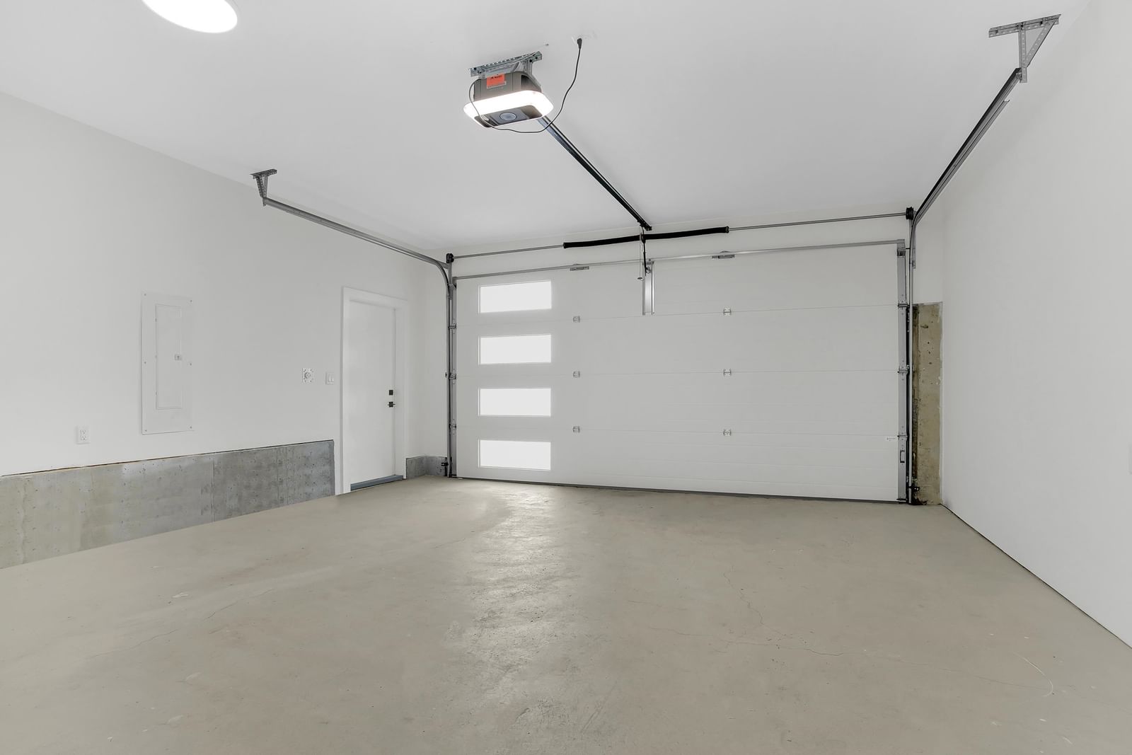 Listing Image 29