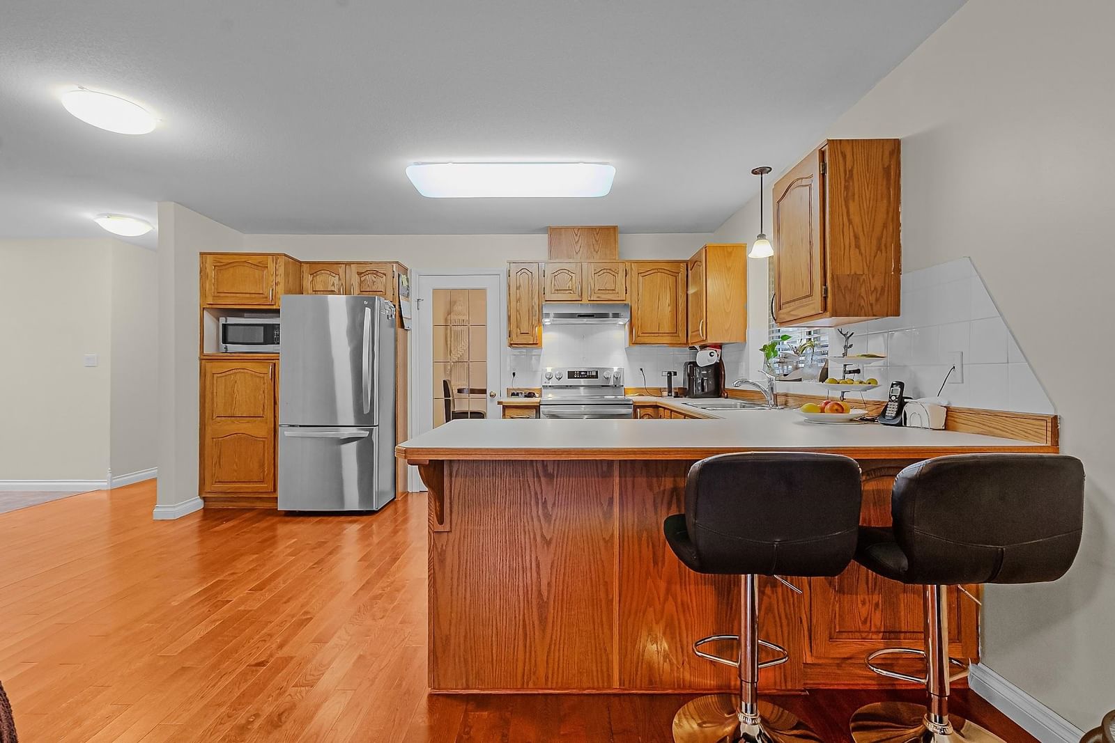 Listing Image 9