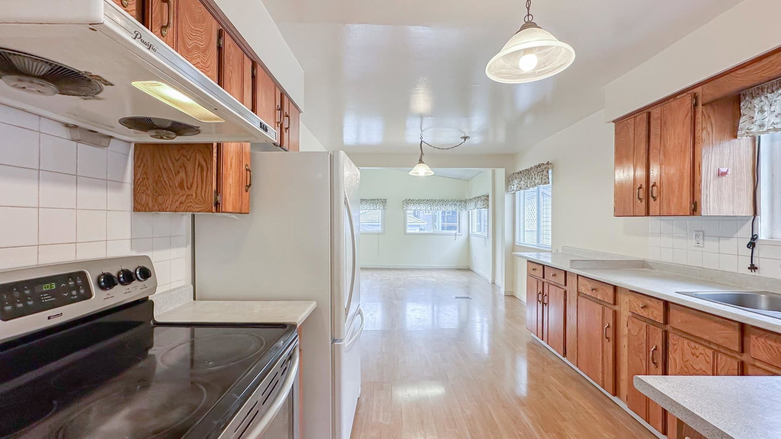 Listing Image 23