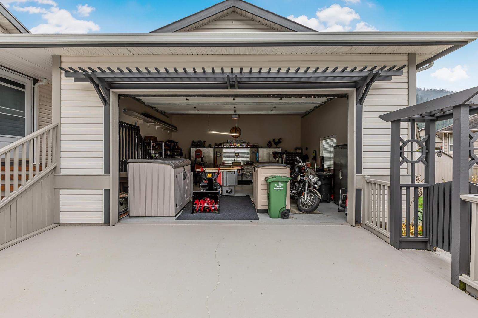 Listing Image 37