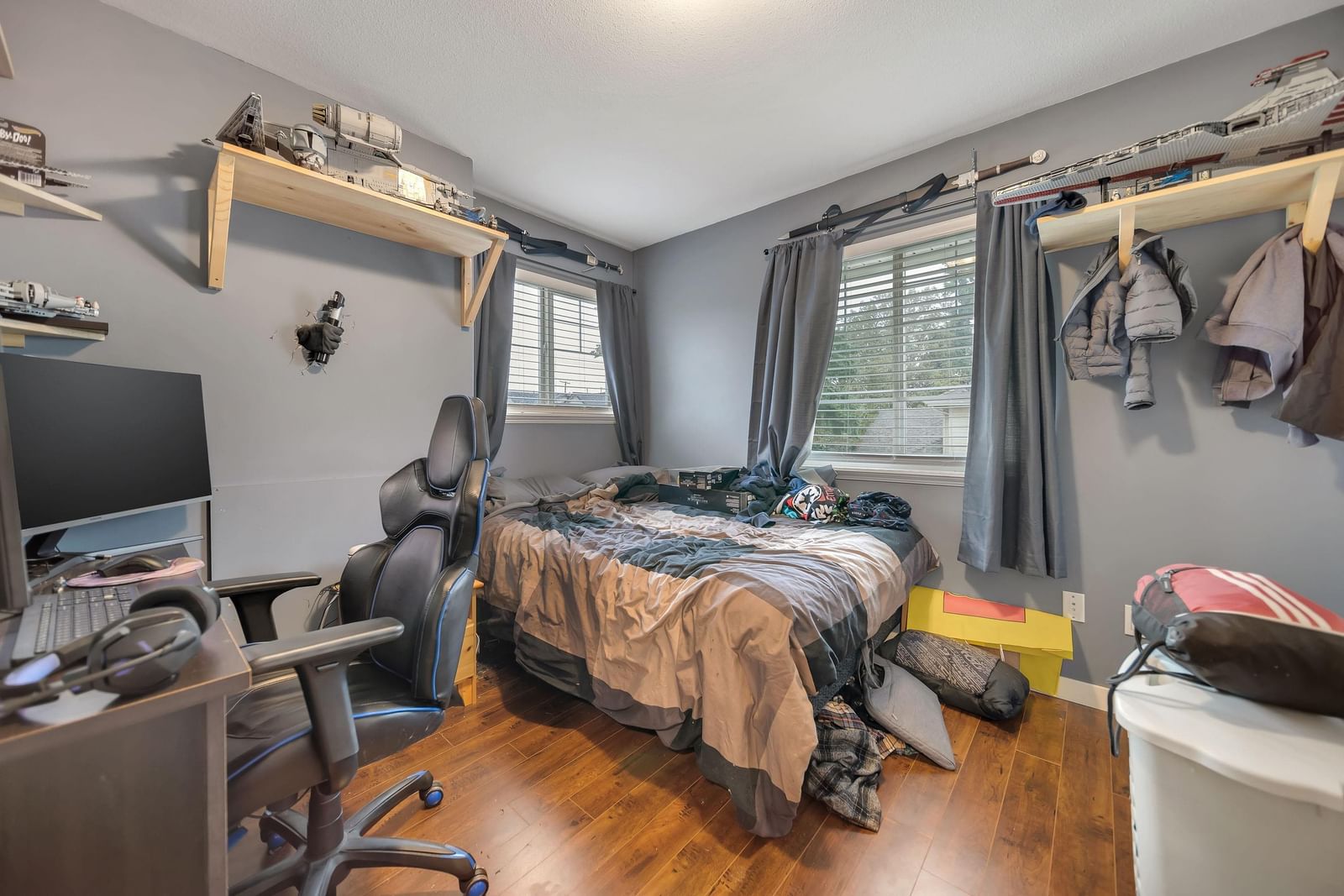 Listing Image 15