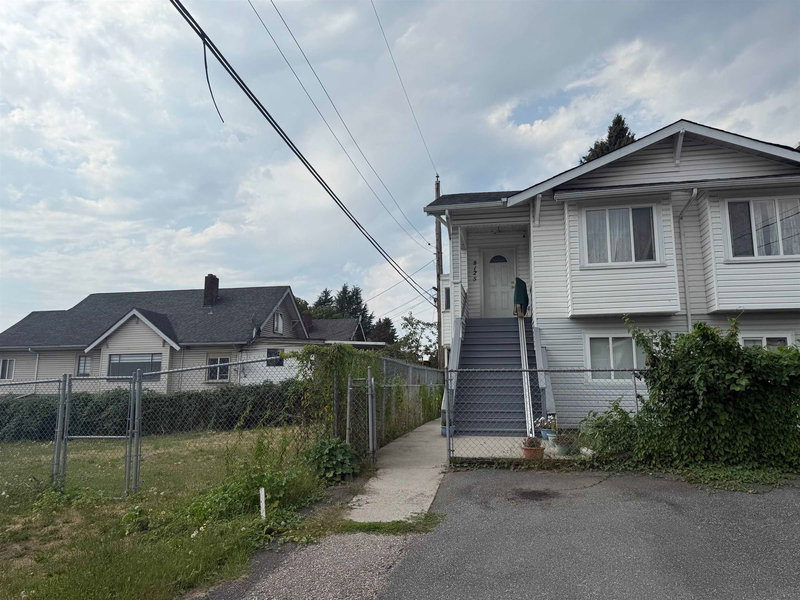 8125 St. George Street, Vancouver, V5X 3S4 | Image 2