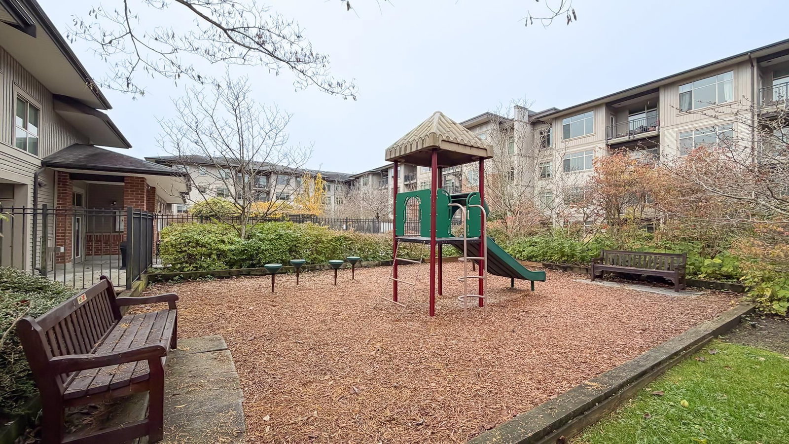 Listing Image 20