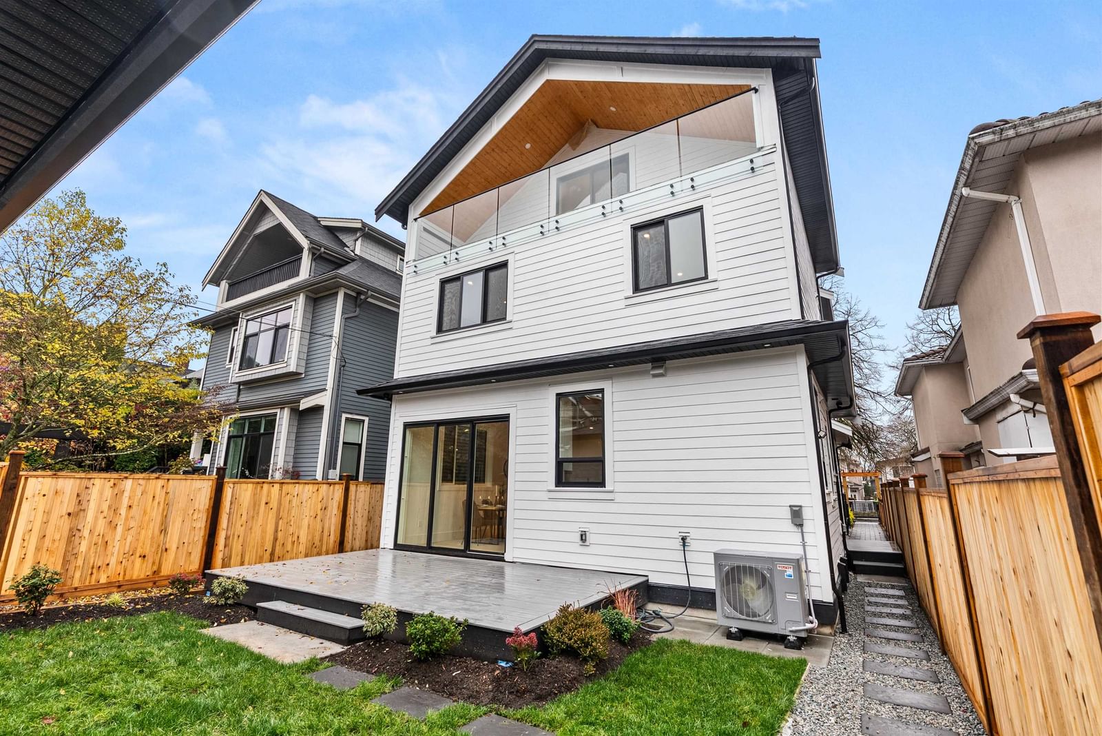 Listing Image 15