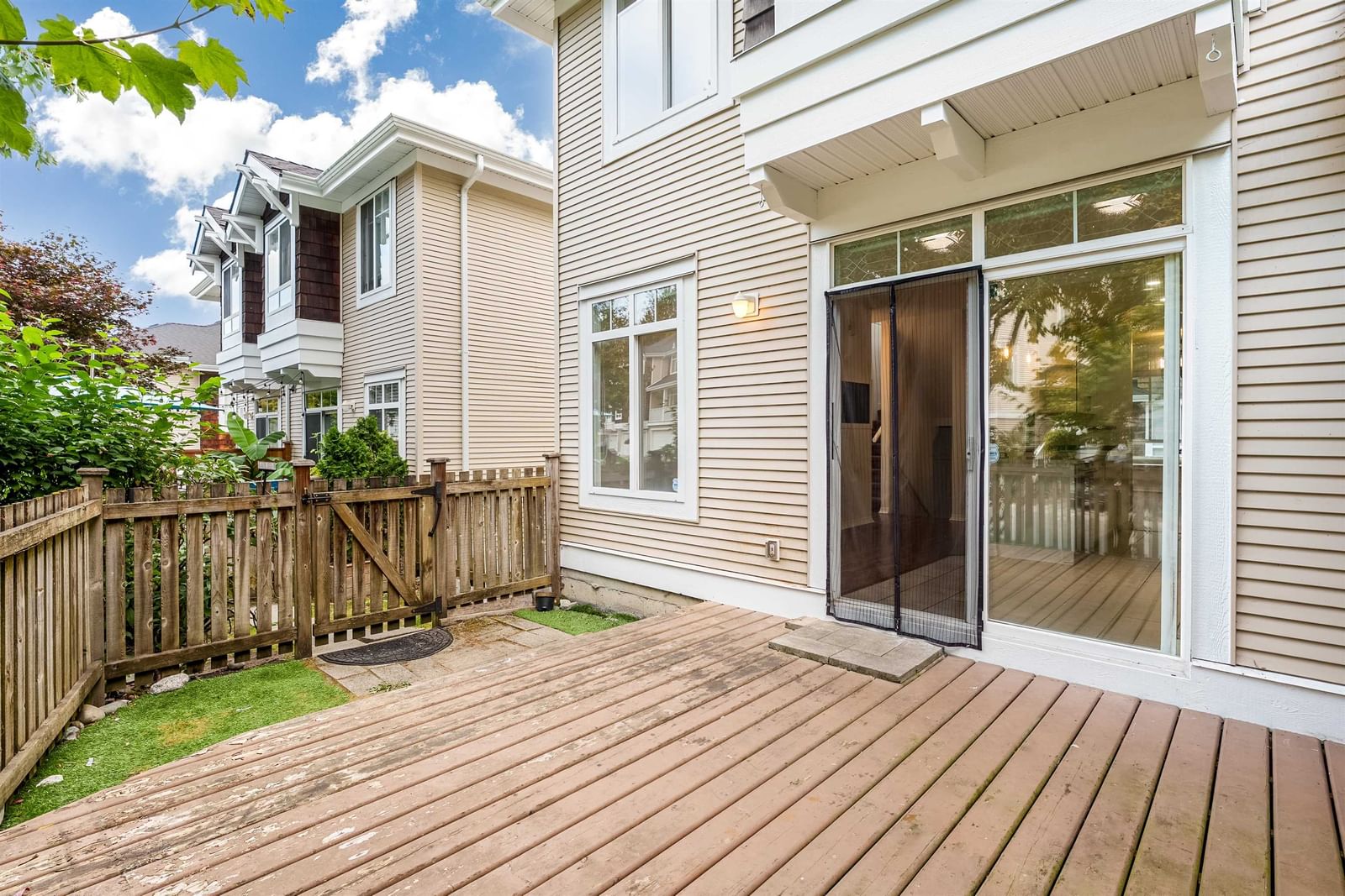 Listing Image 15
