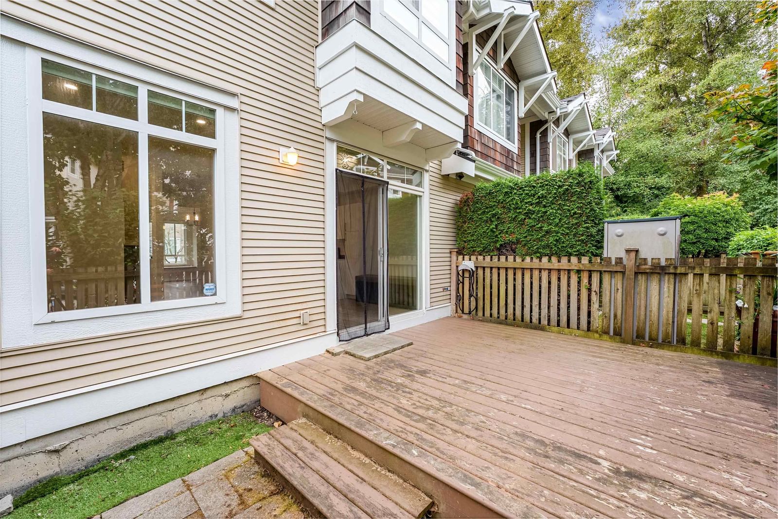 Listing Image 16