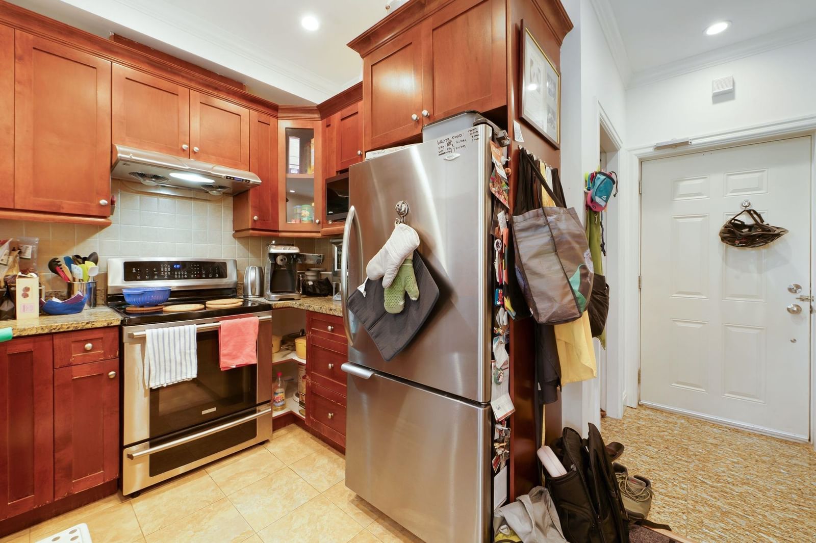 Listing Image 12