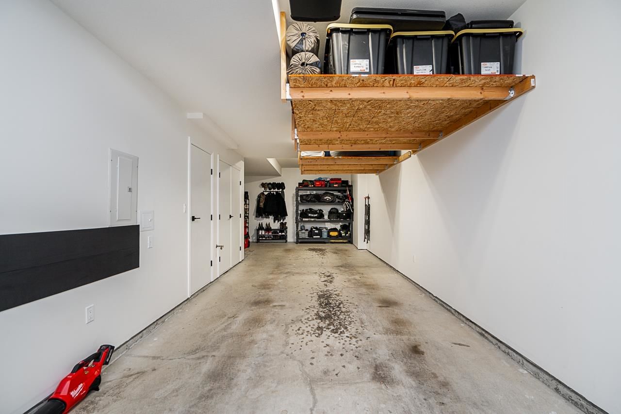 Listing Image 27