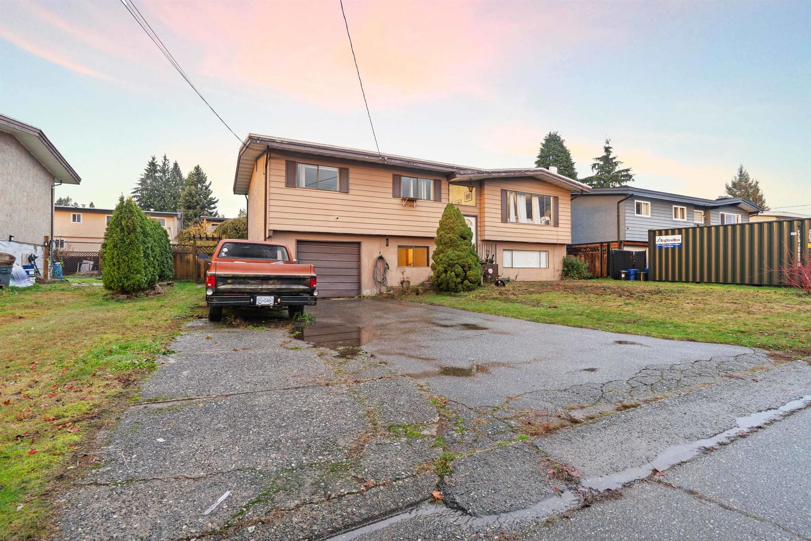 Listing Image 3
