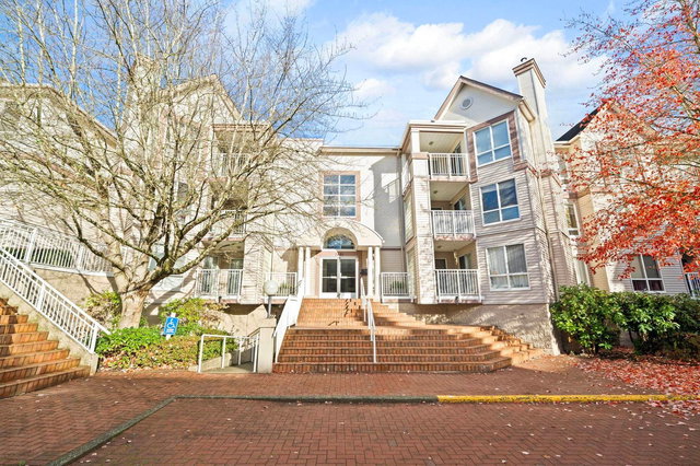 235 - 7451 Moffatt Road