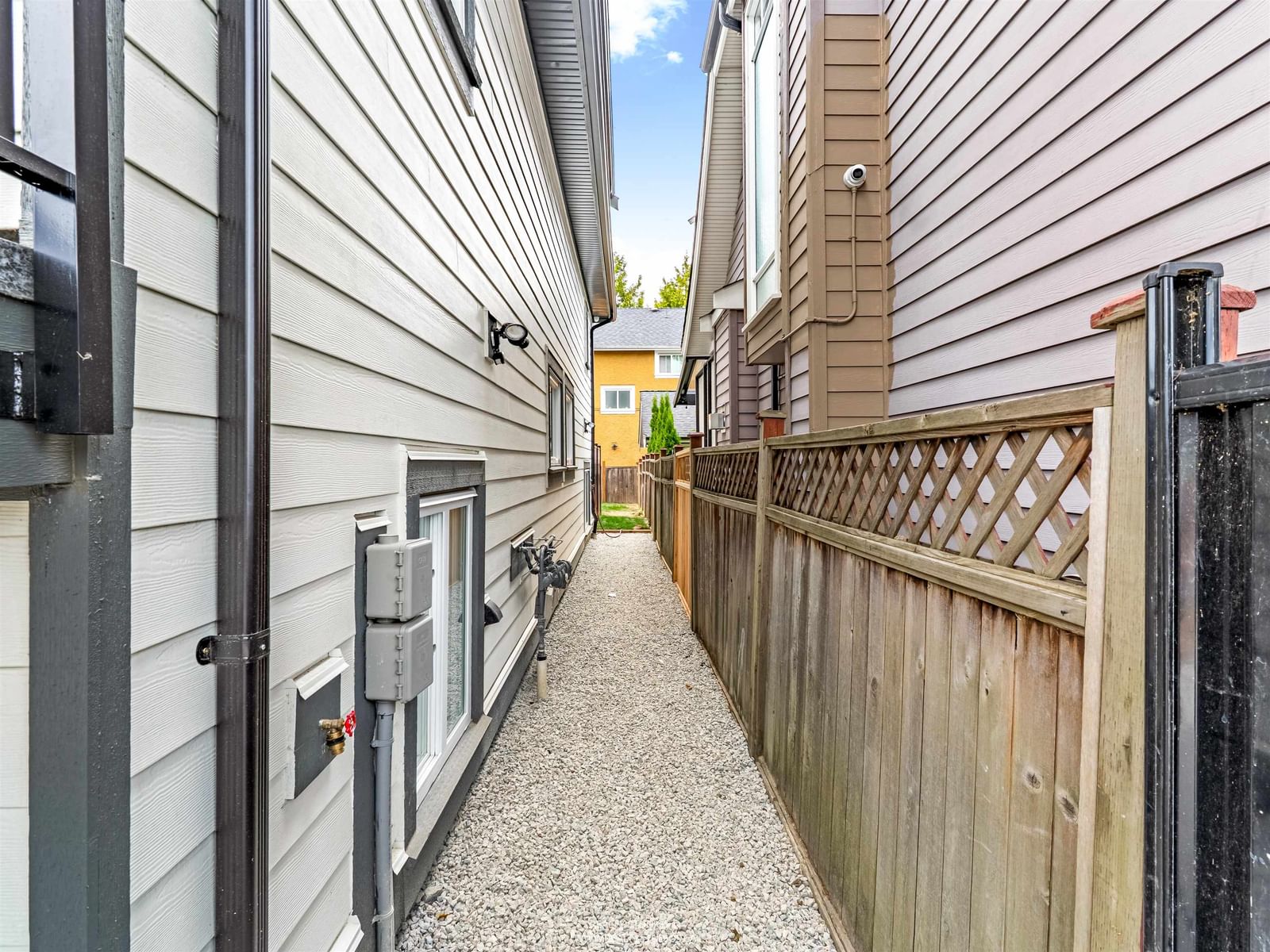 Listing Image 32