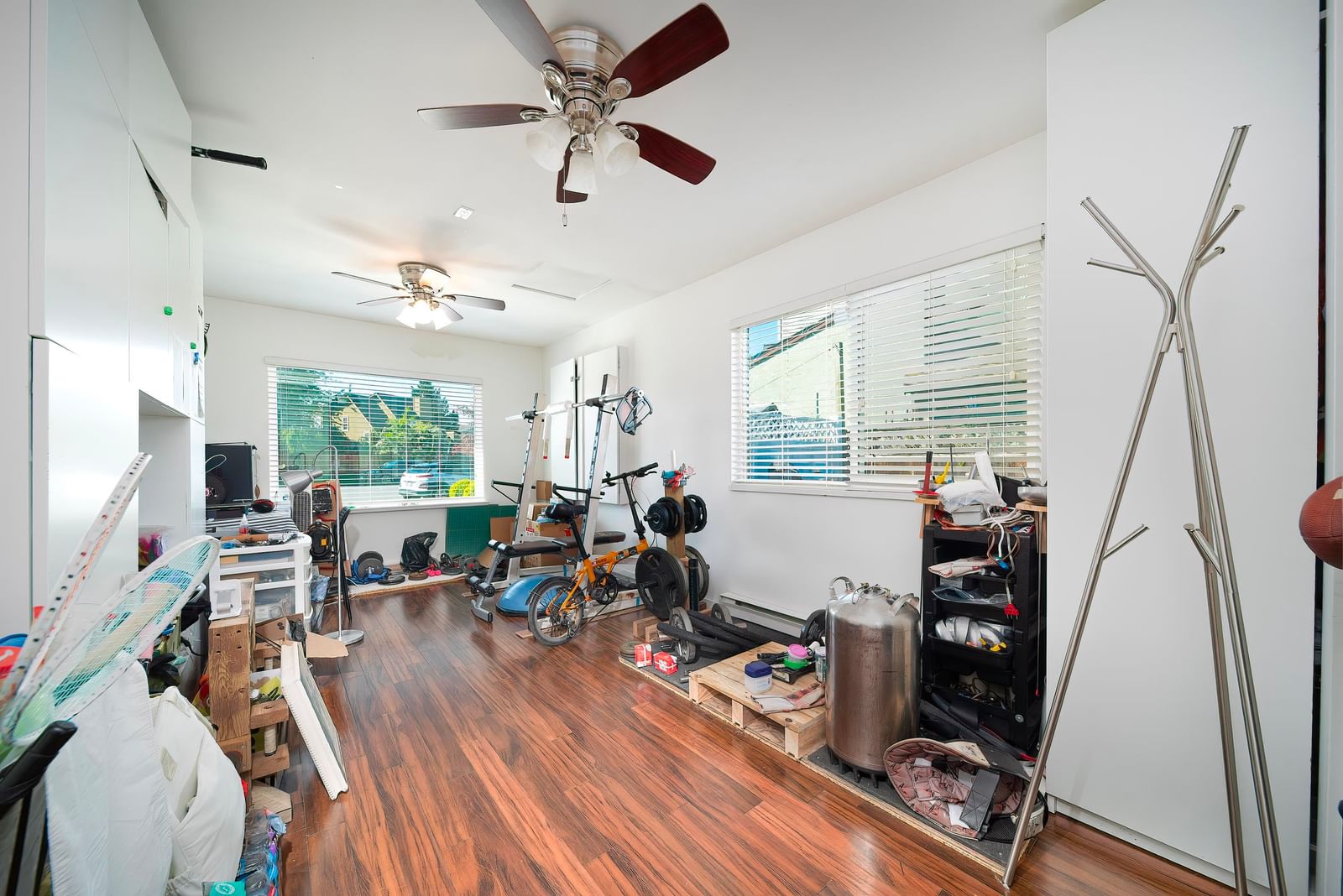Listing Image 18
