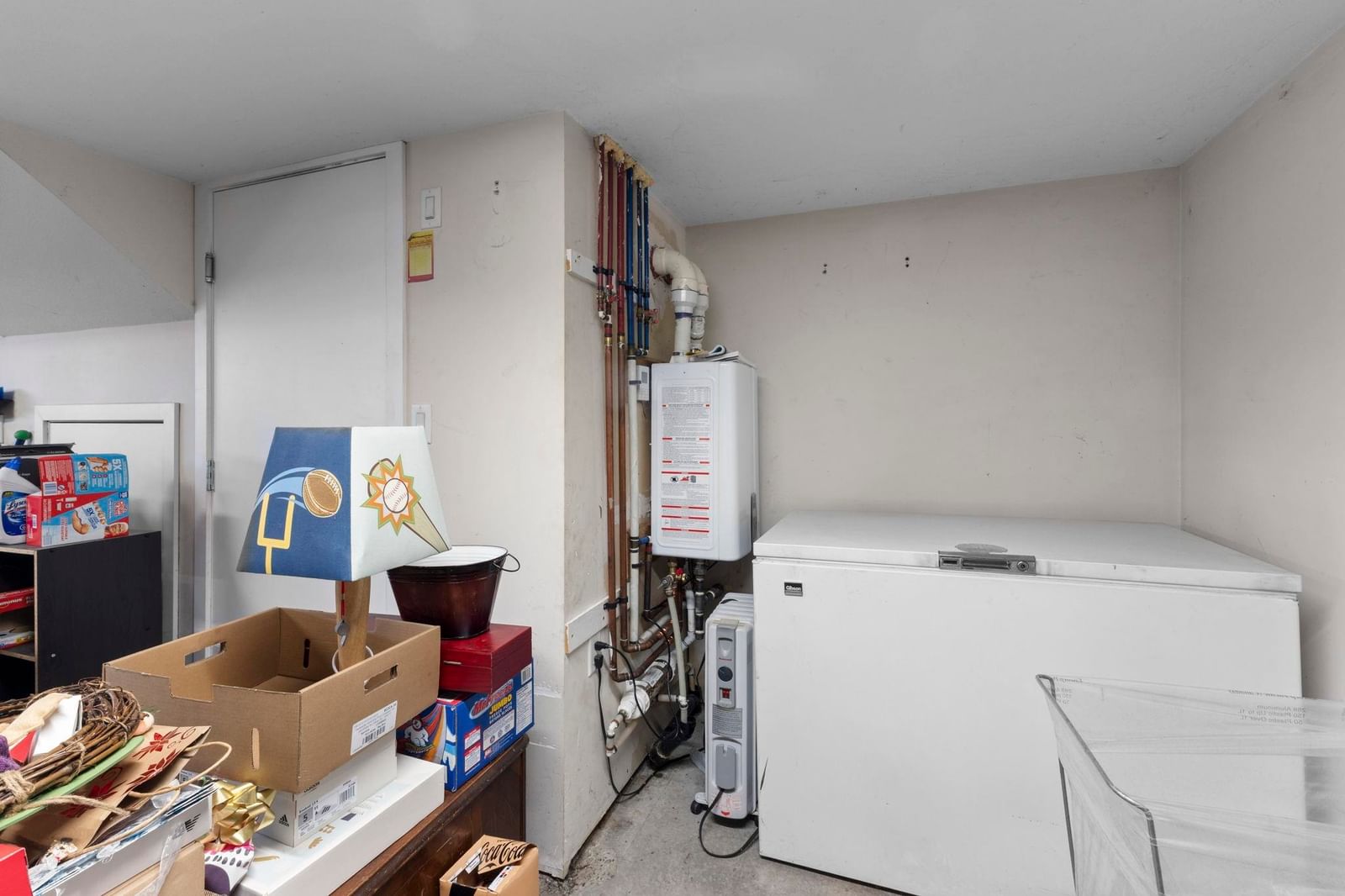 Listing Image 19