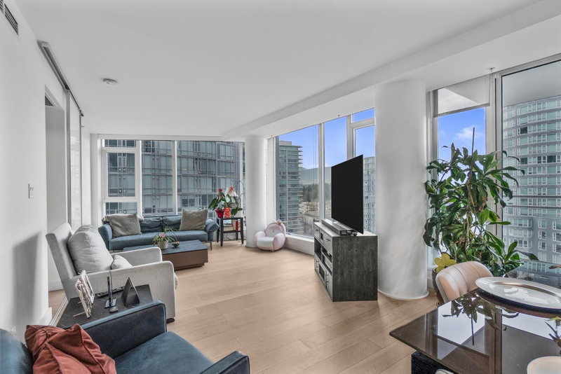 1201 - 1499 Pender Street W