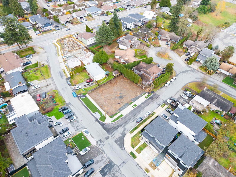 32557 Ridgeway Street, Abbotsford, V2T 3H6 | Image 2