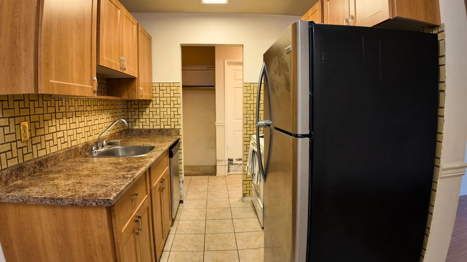 Listing Image 15