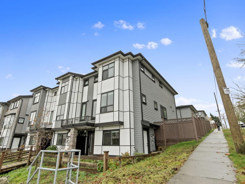 14002 60a Avenue, Surrey, V3X 0J9 | Image 2