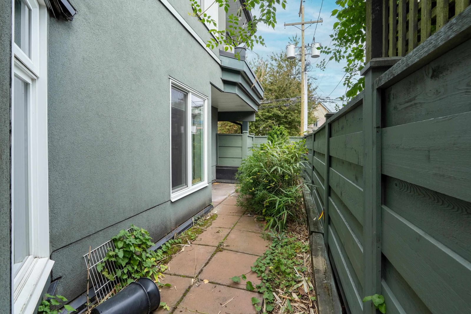 Listing Image 17
