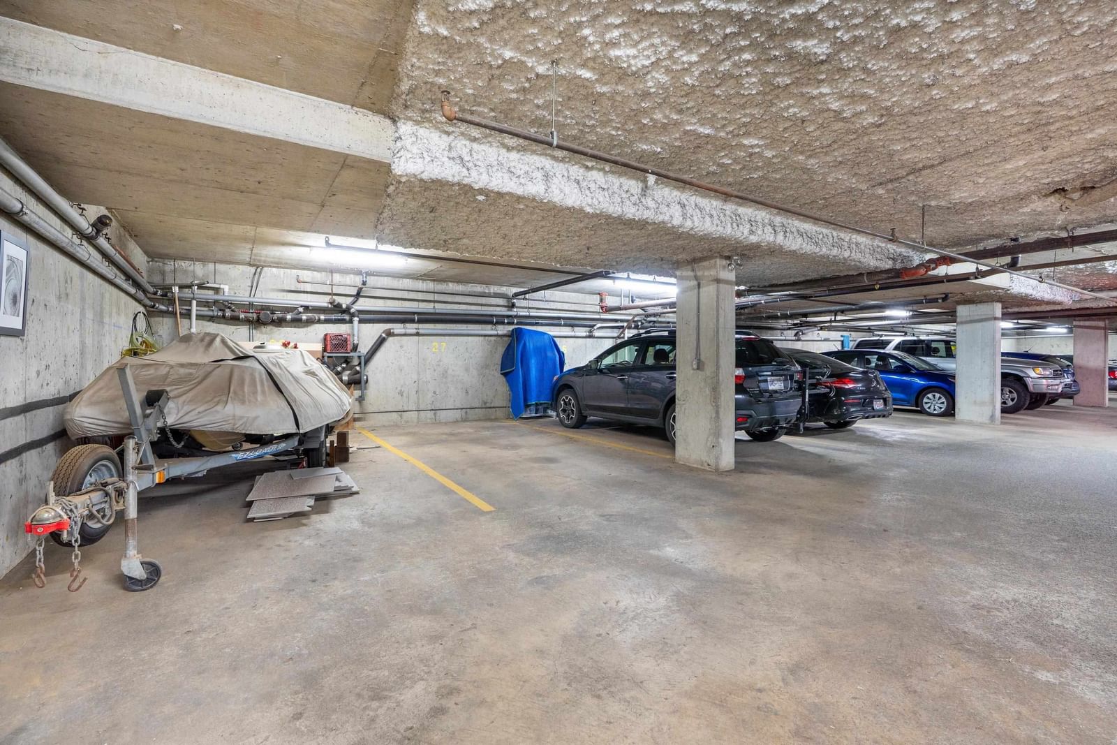 Listing Image 18