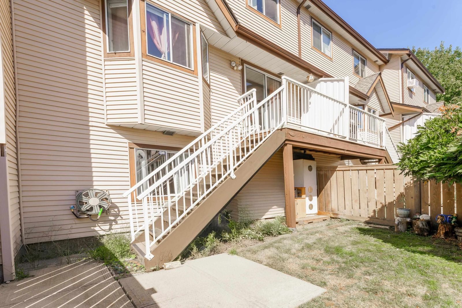 Listing Image 8