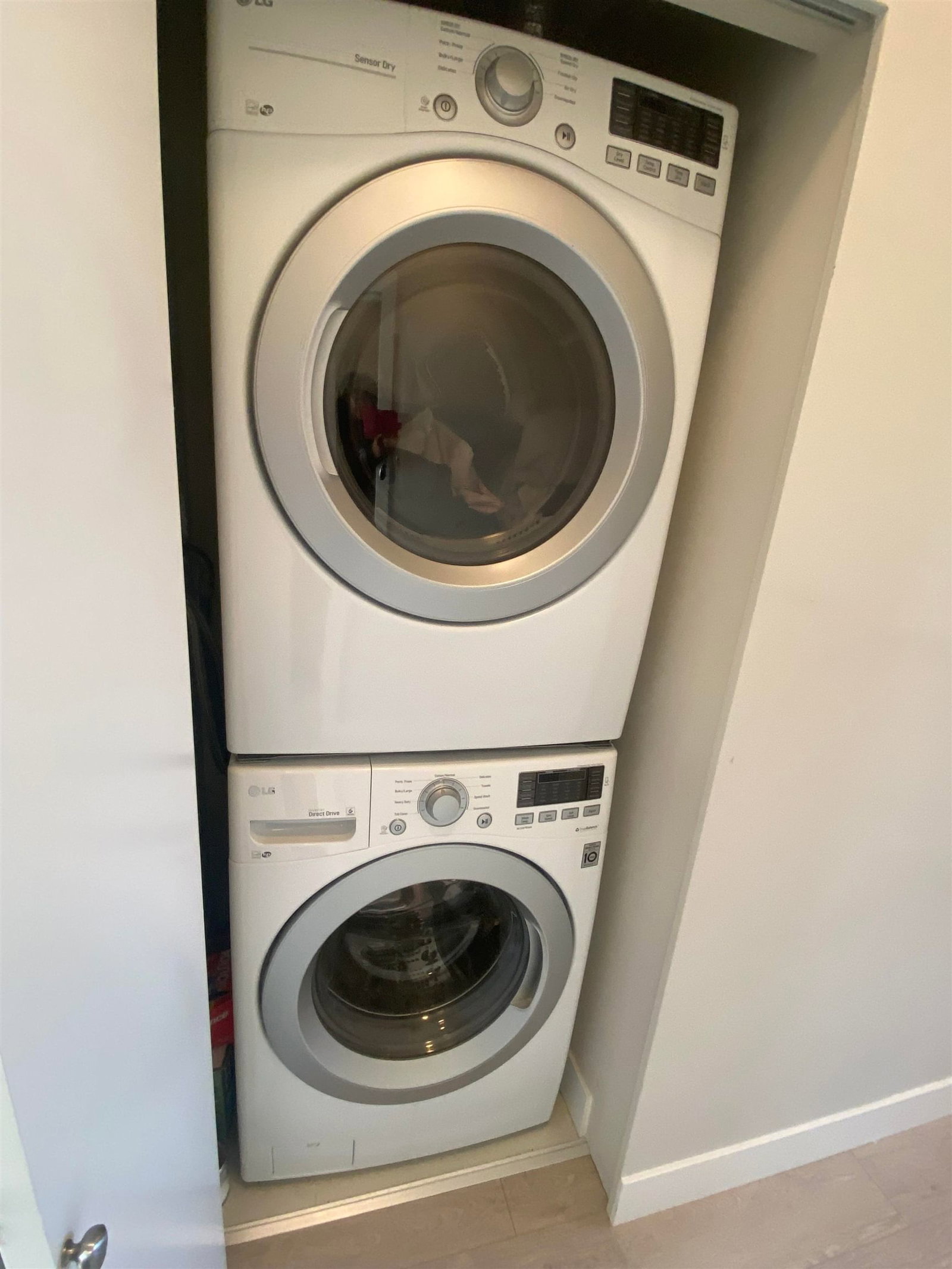 Listing Image 20