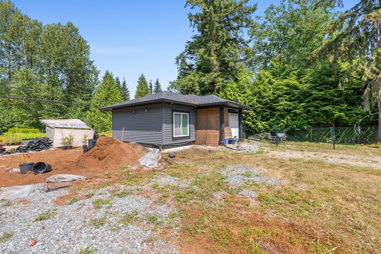 Listing Image 19