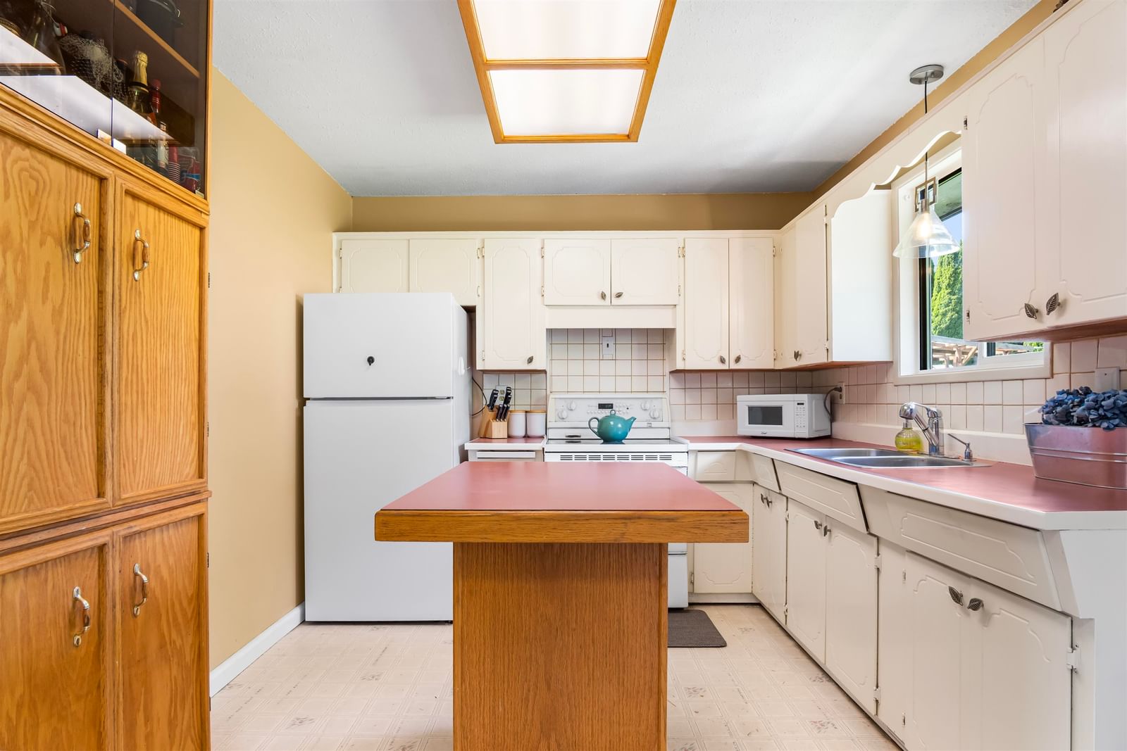 Listing Image 19