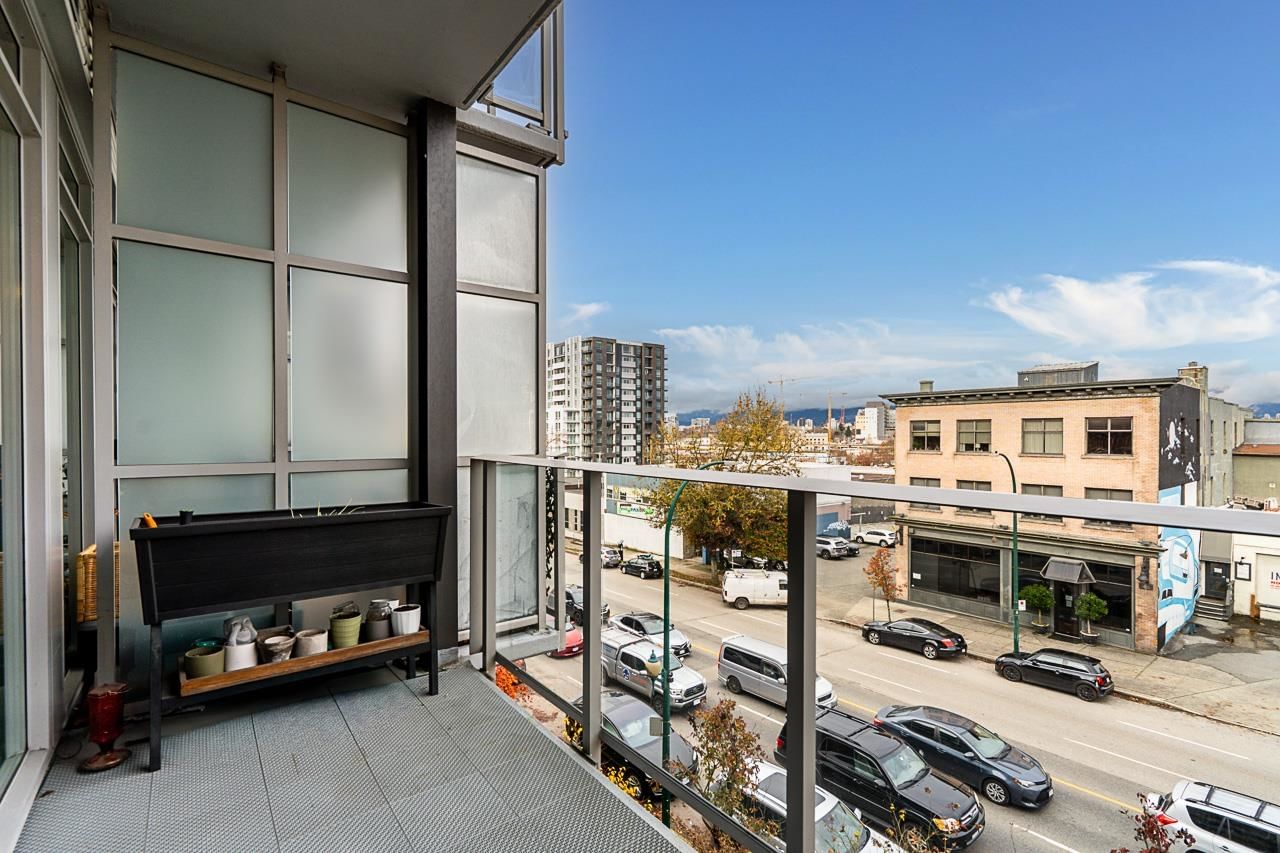 Listing Image 15