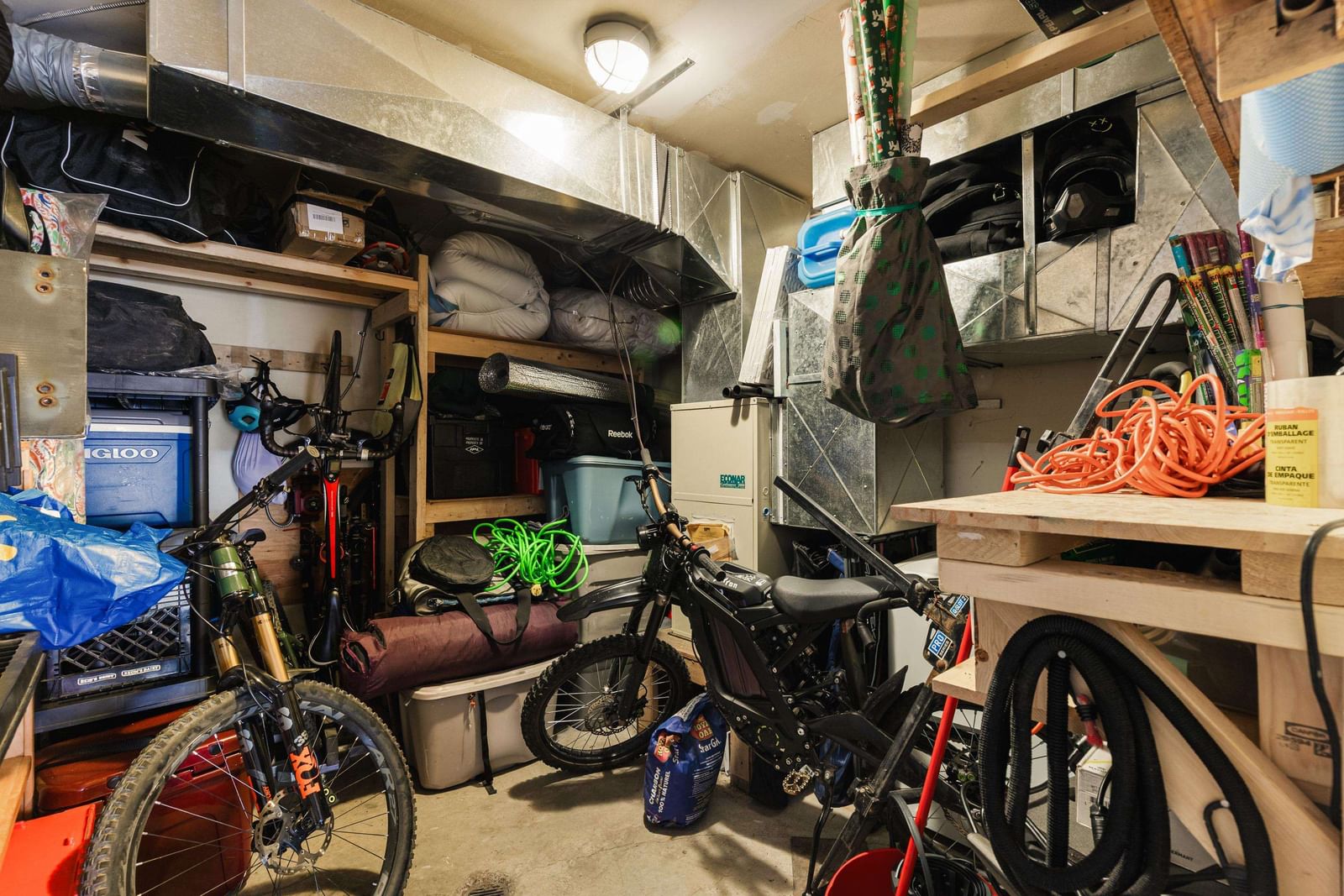Listing Image 15