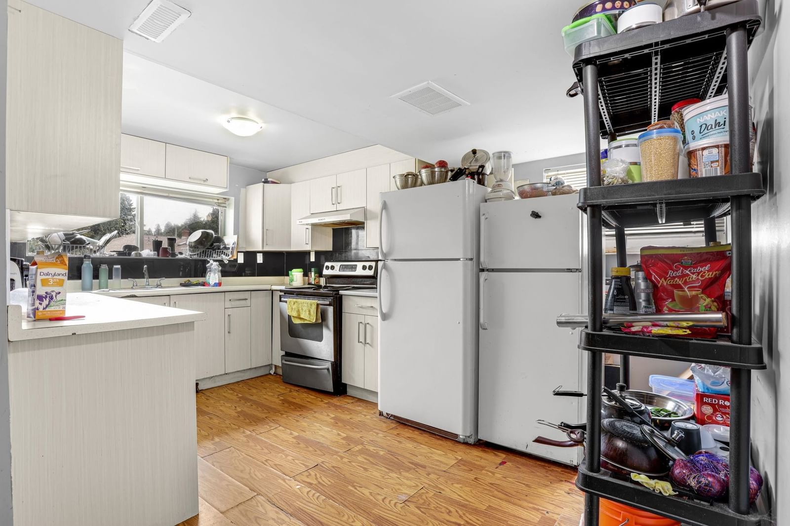Listing Image 16