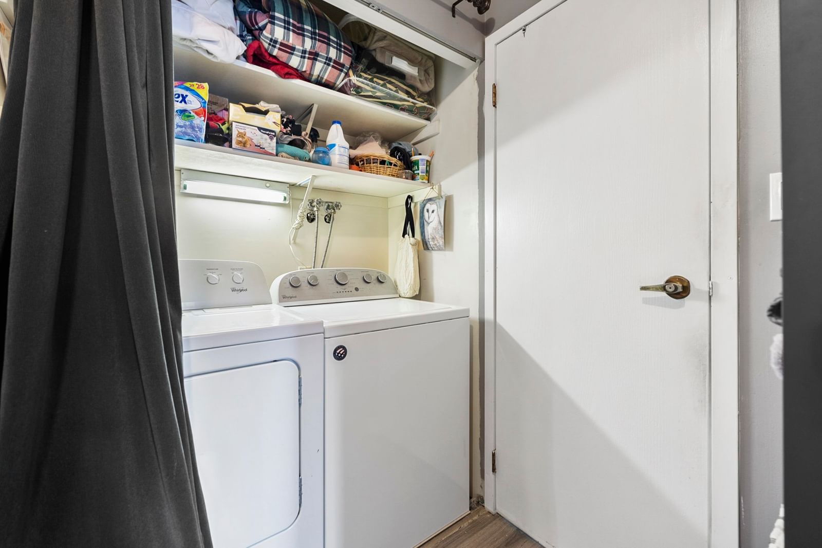 Listing Image 21