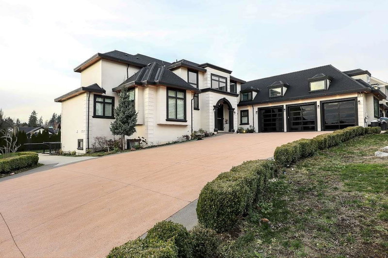 14601 55a Avenue, Surrey, V3S 1B3 | Image 2