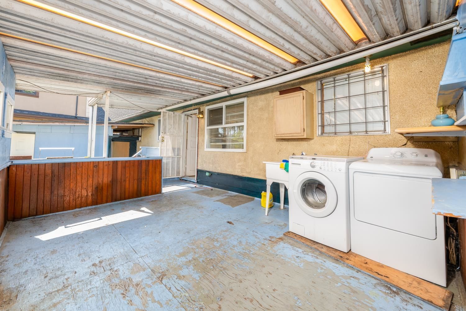 Listing Image 18