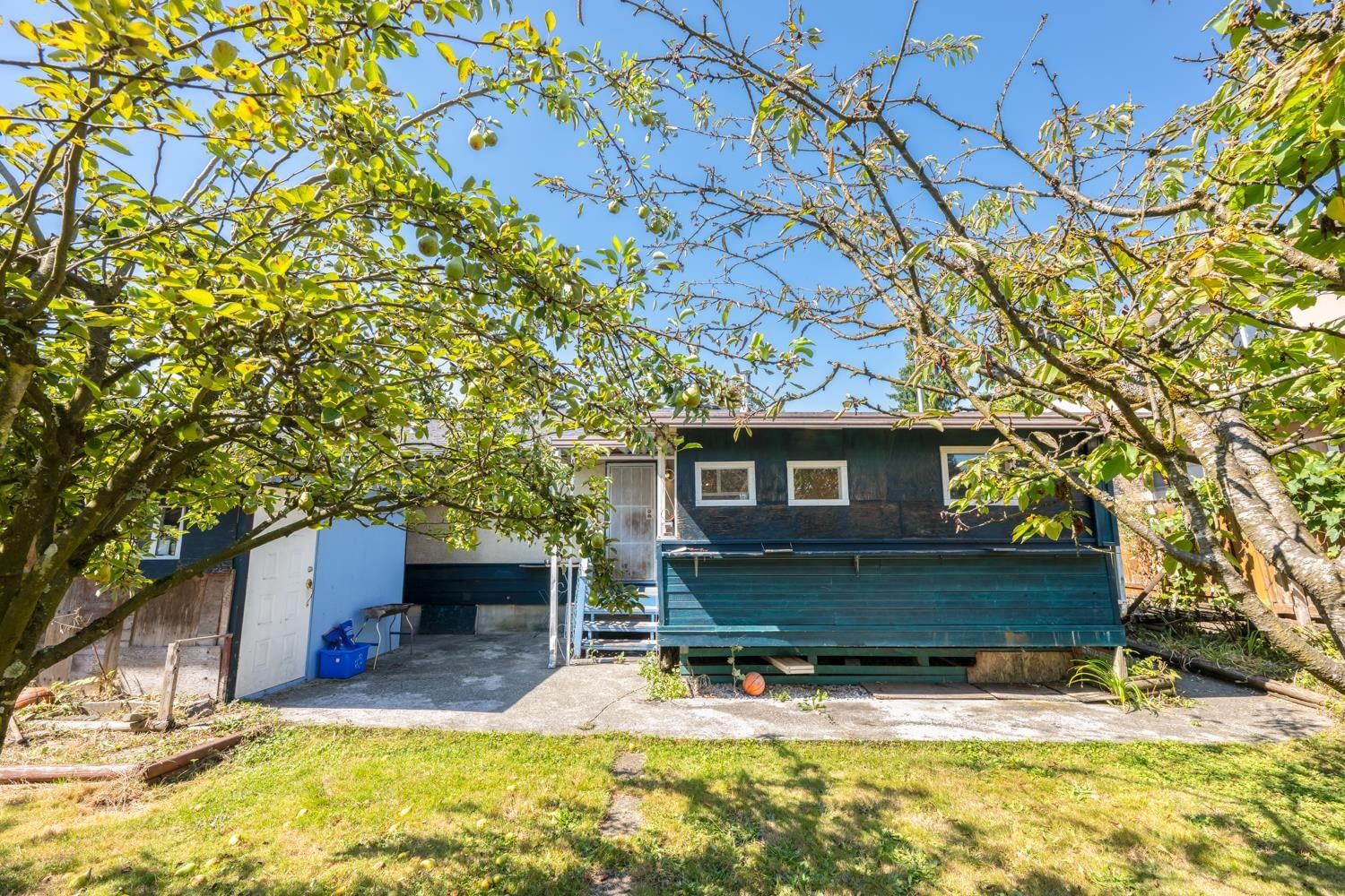 Listing Image 19