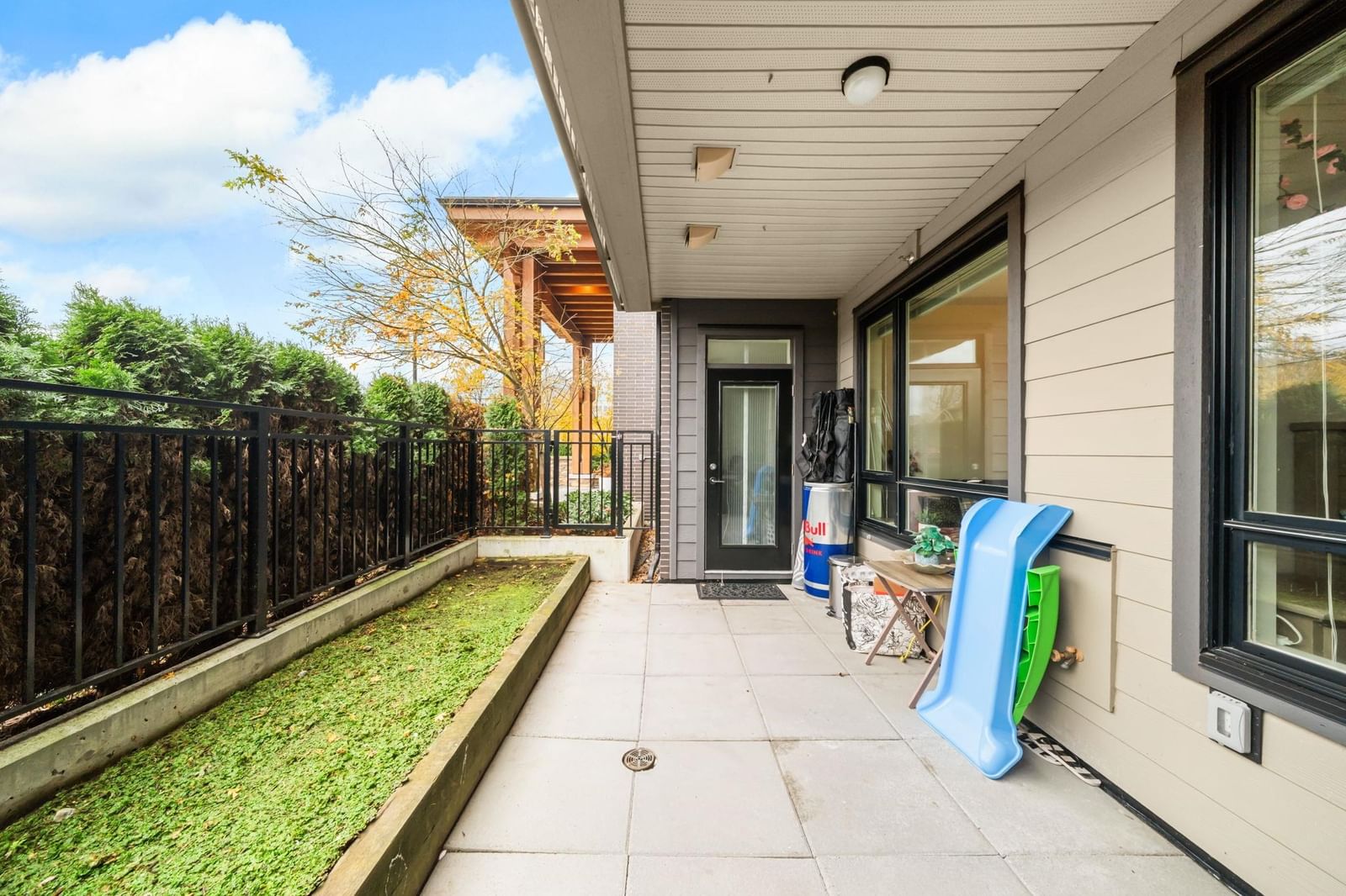 Listing Image 18