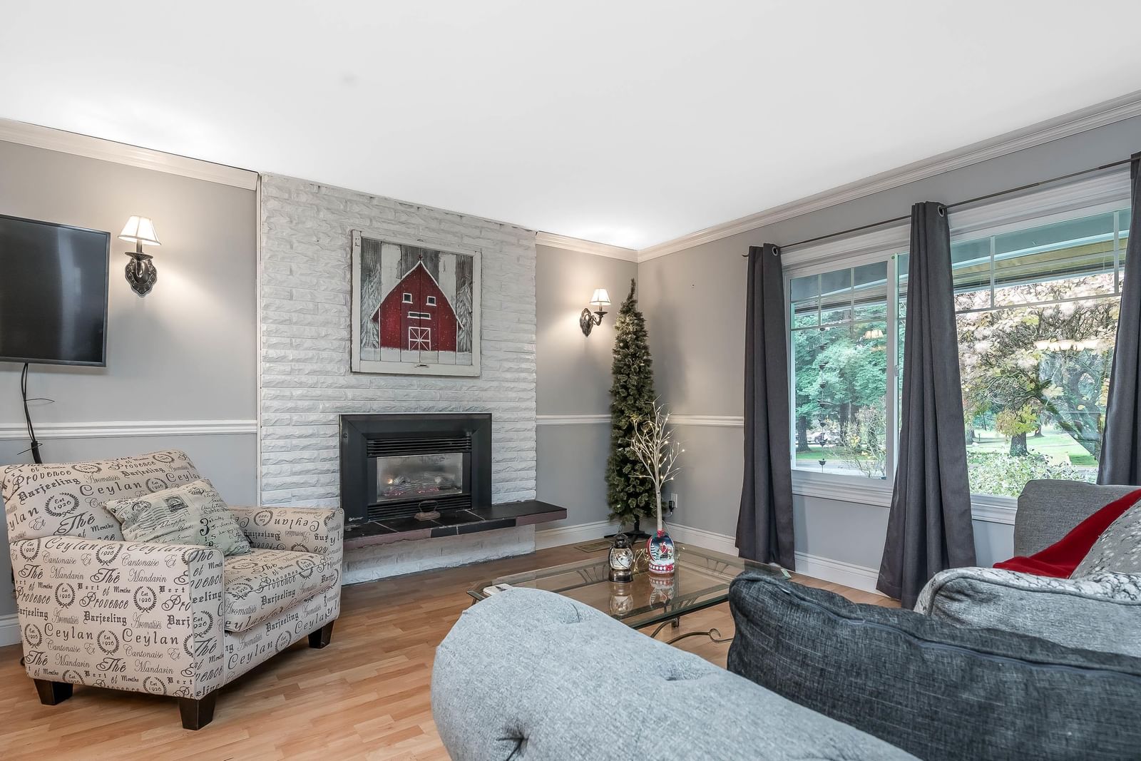 Listing Image 10