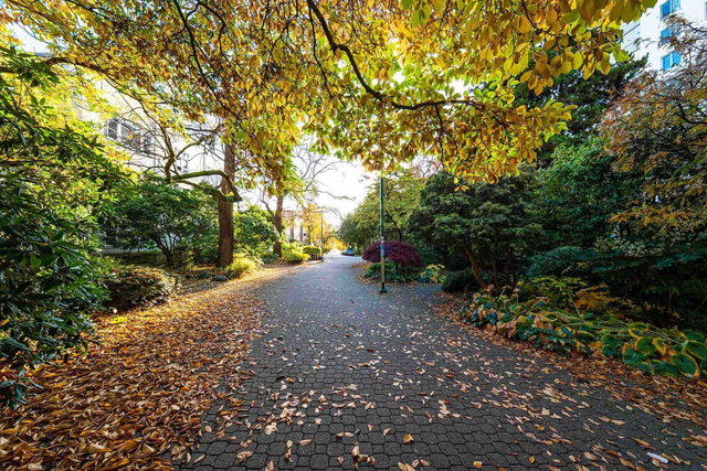 402 - 1251 Cardero Street