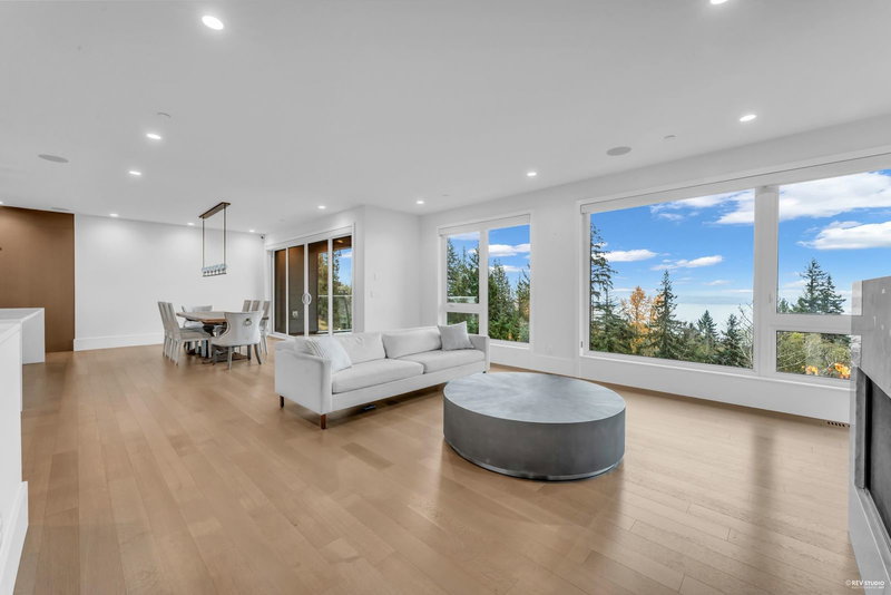 3018 Burfield Place, West Vancouver, V7S 0A9 | Image 3