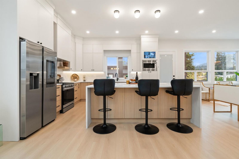 7 - 45141 Watson Road, Chilliwack, V2R 2G4 | Image 3