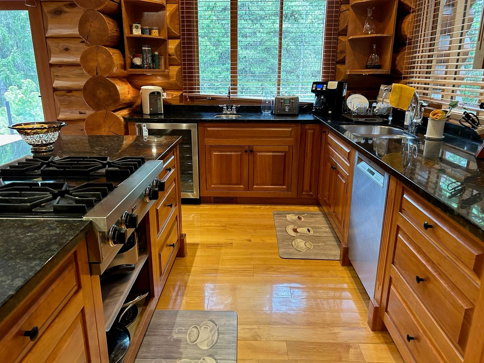 Listing Image 14
