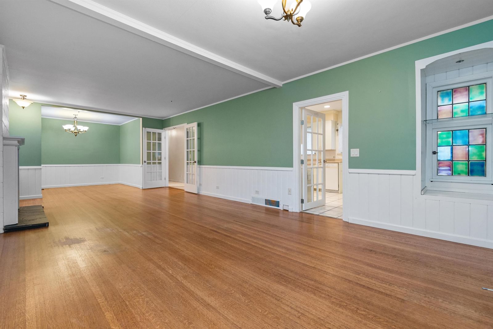 Listing Image 13