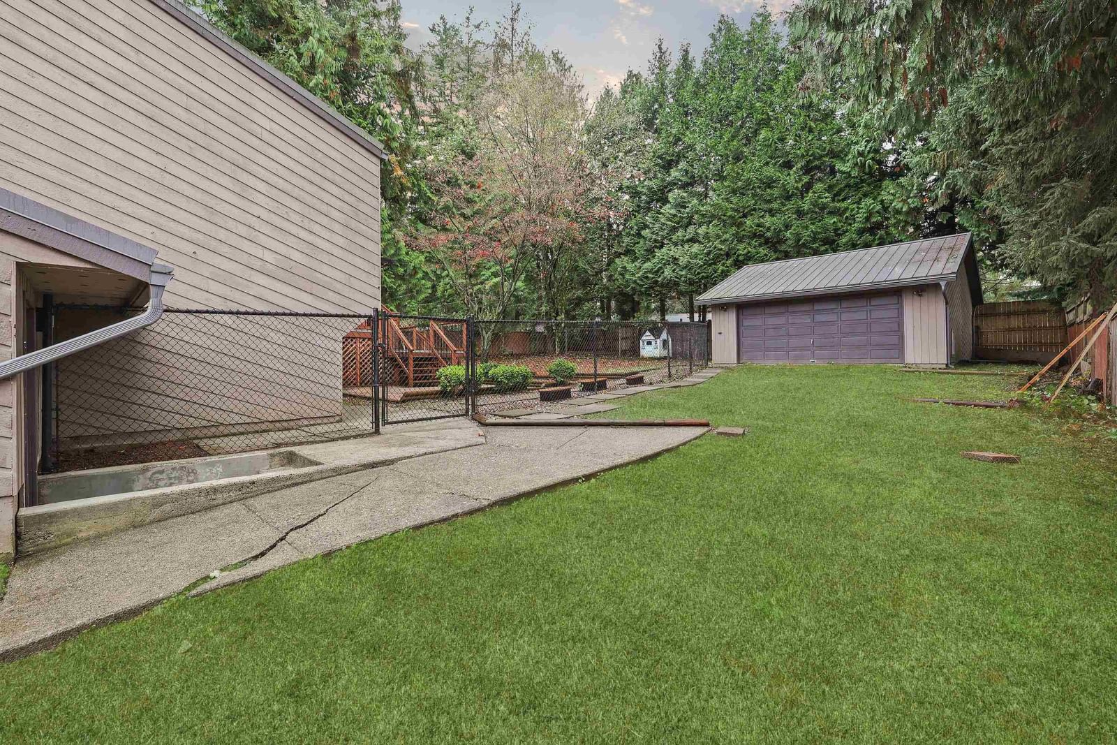 Listing Image 35