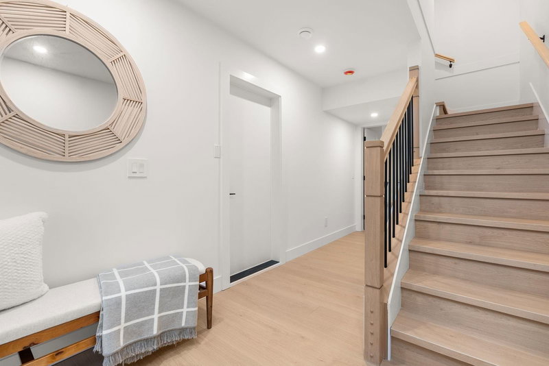 1 - 2522 Campbell Avenue, Abbotsford, V2S 4A5 | Image 3