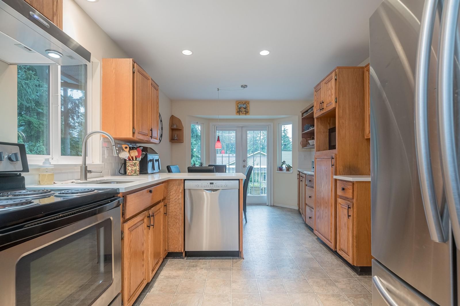 Listing Image 12