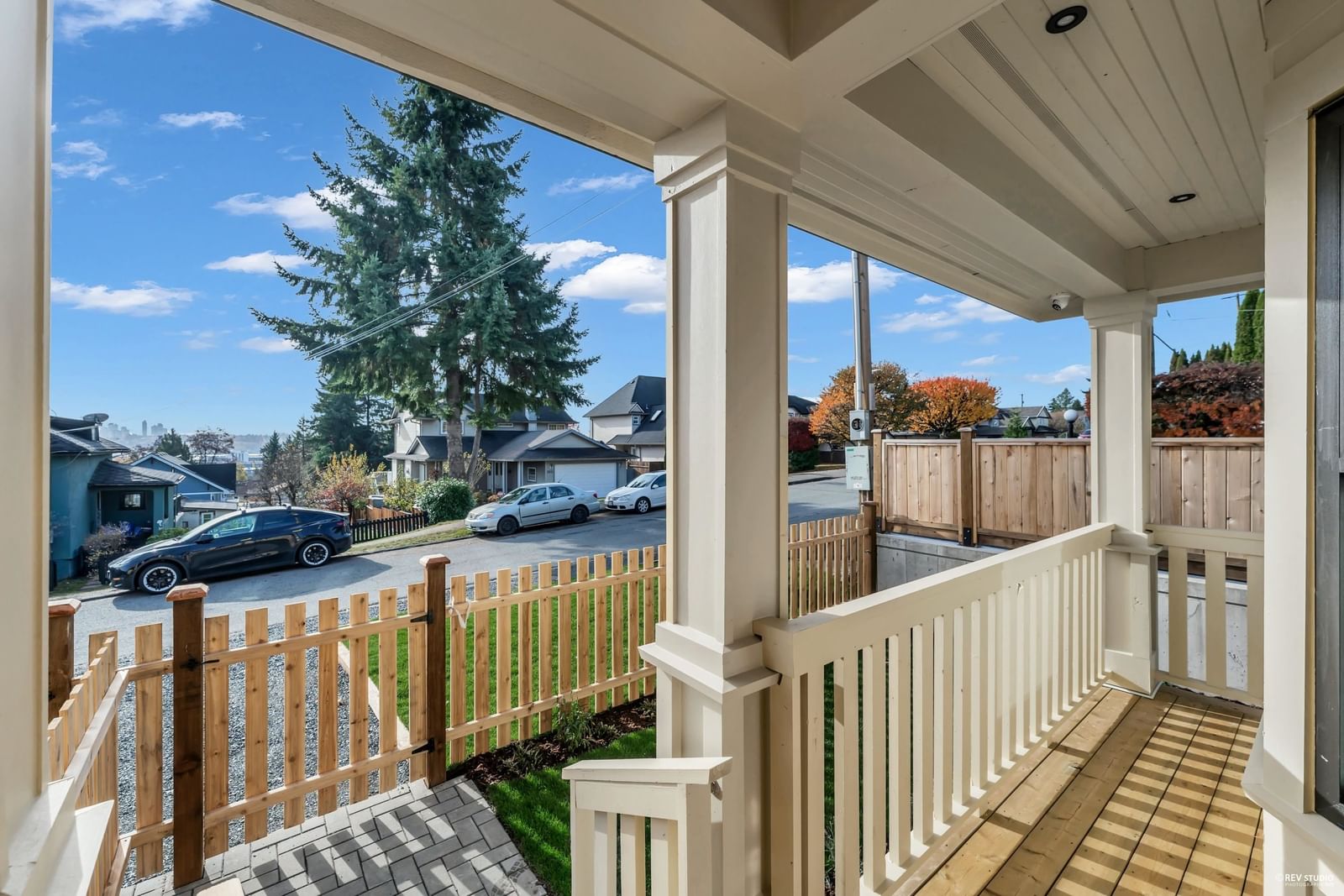 Listing Image 16